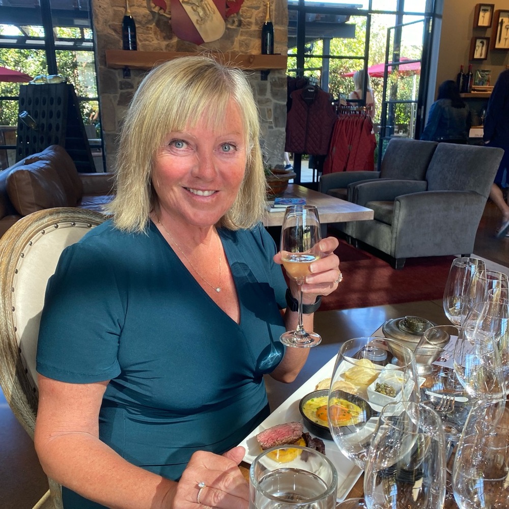Meet your Posher, Liz